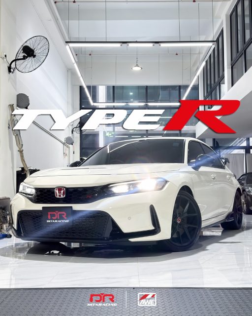 What's your blood Type? Type R 🔰
Honda Civic Type R FL5 in for AWE Touring edition catback exhaust. Sporty and aggressive tone without any unwanted drone in cabin thanks to @awetuningofficial 's patented 180technology!
-- -- -- -- -- -- -- -- -- --
🏪 Dita Racing Sdn Bhd
📱 http://www.wasap.my/60176185281
📧 contactus@ditaracing.com
-- -- -- -- -- -- -- -- -- --
🔗 www.youtube.com/@DitaRacingOfficial
🔗 www.ditaracing.com
#honda #typeR #hondacivic #civictyper #awetuning