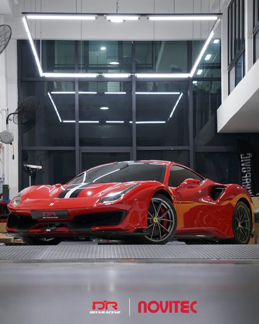 Ferrari 488 Pista gets Novitec exhaust upgrade
Adds more volume to the existing @novitecgroup inconel race exhaust rear section, this beast is finally complete now! 

#ferrari #ferraripista #488pista #pista #novitec

-- -- -- -- -- -- -- -- -- --

🏪 Dita Racing Sdn Bhd
📱 http://www.wasap.my/60176185281
📧 contactus@ditaracing.com

-- -- -- -- -- -- -- -- -- --

🔗 www.youtube.com/@DitaRacingOfficial
🔗 www.ditaracing.com